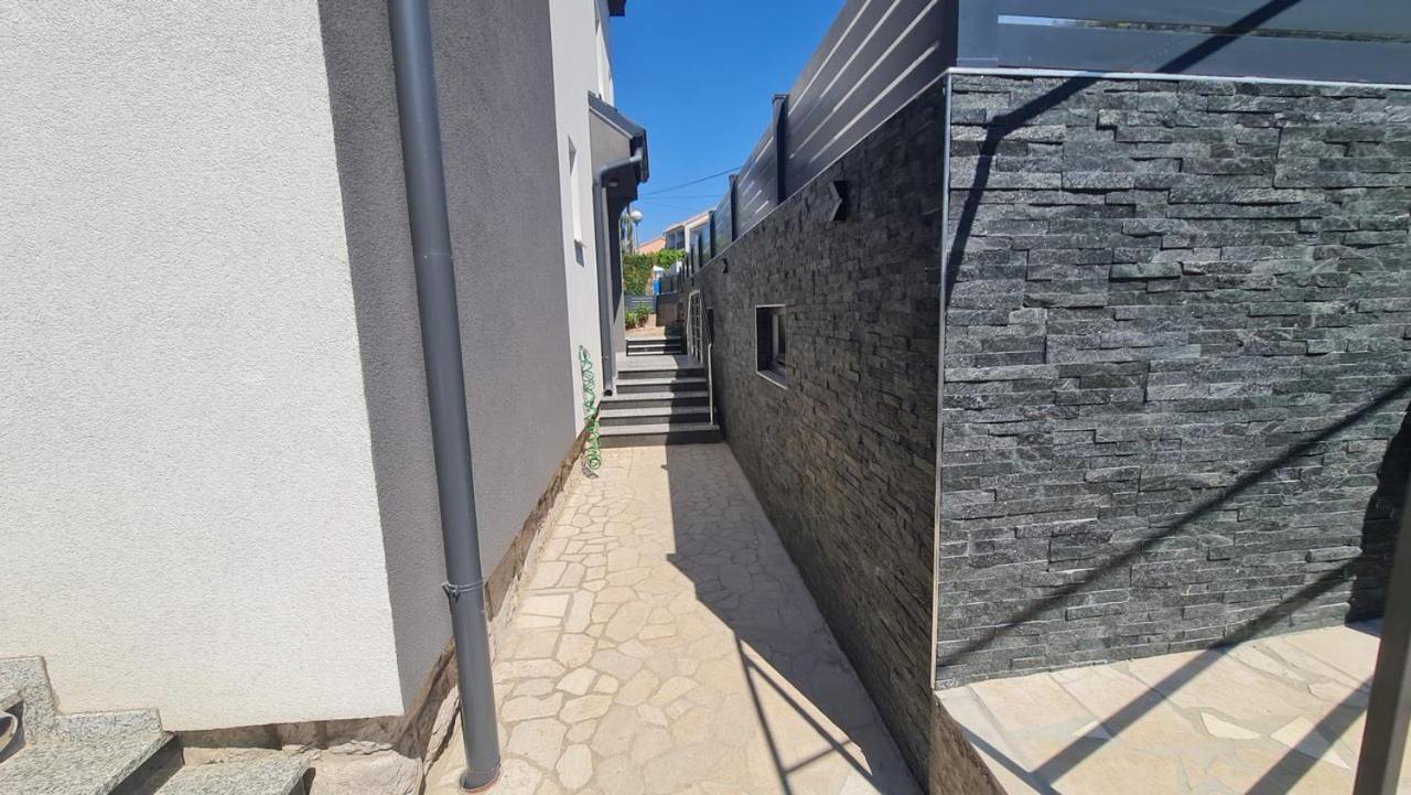 Apartments Blazevic, Heated Pool&Jacuzzi Dramalj Exterior foto
